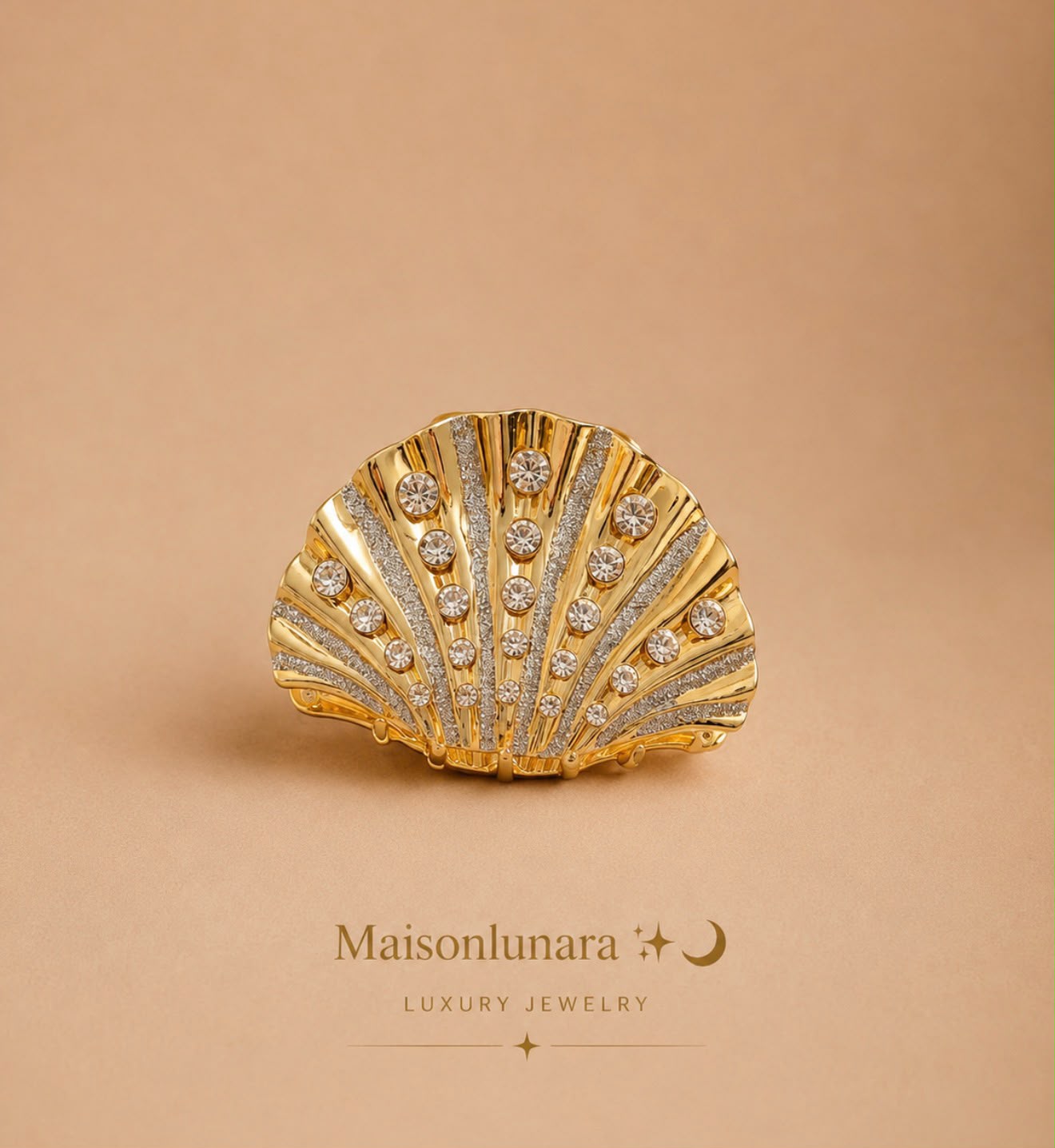 Coquille Crystal Hair Claw