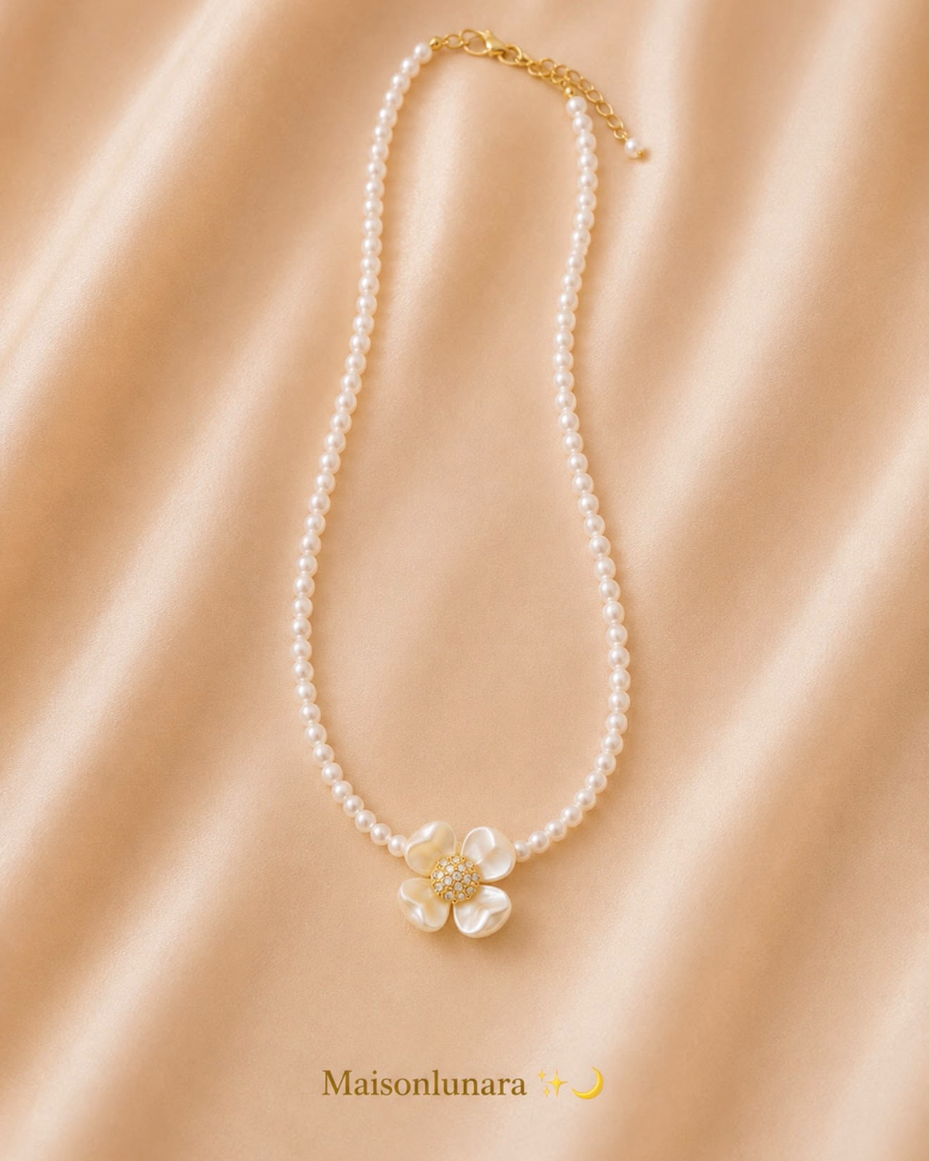 Fleur Pearl Blossom Necklace