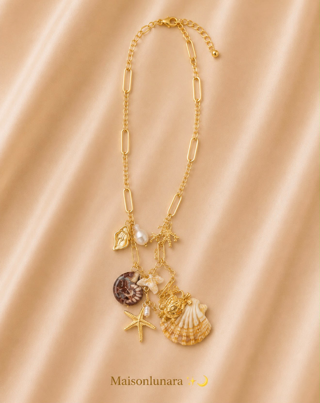 Rivage Shell Charm Necklace